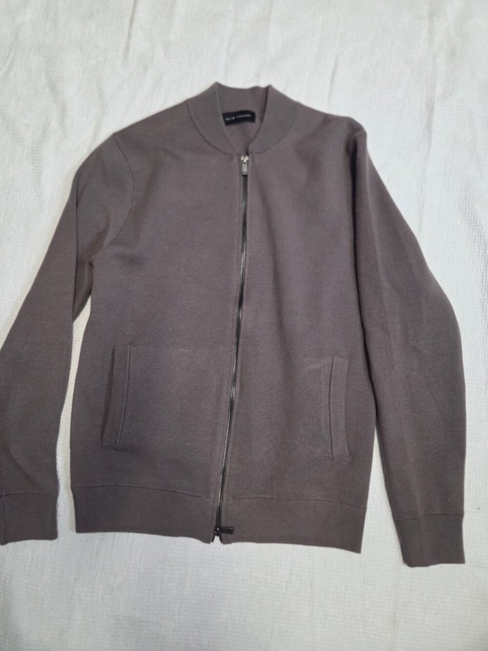 Elie Tahari Men’s M Soft Viscose Blend Zip Up Knit Bomber Style in Tan